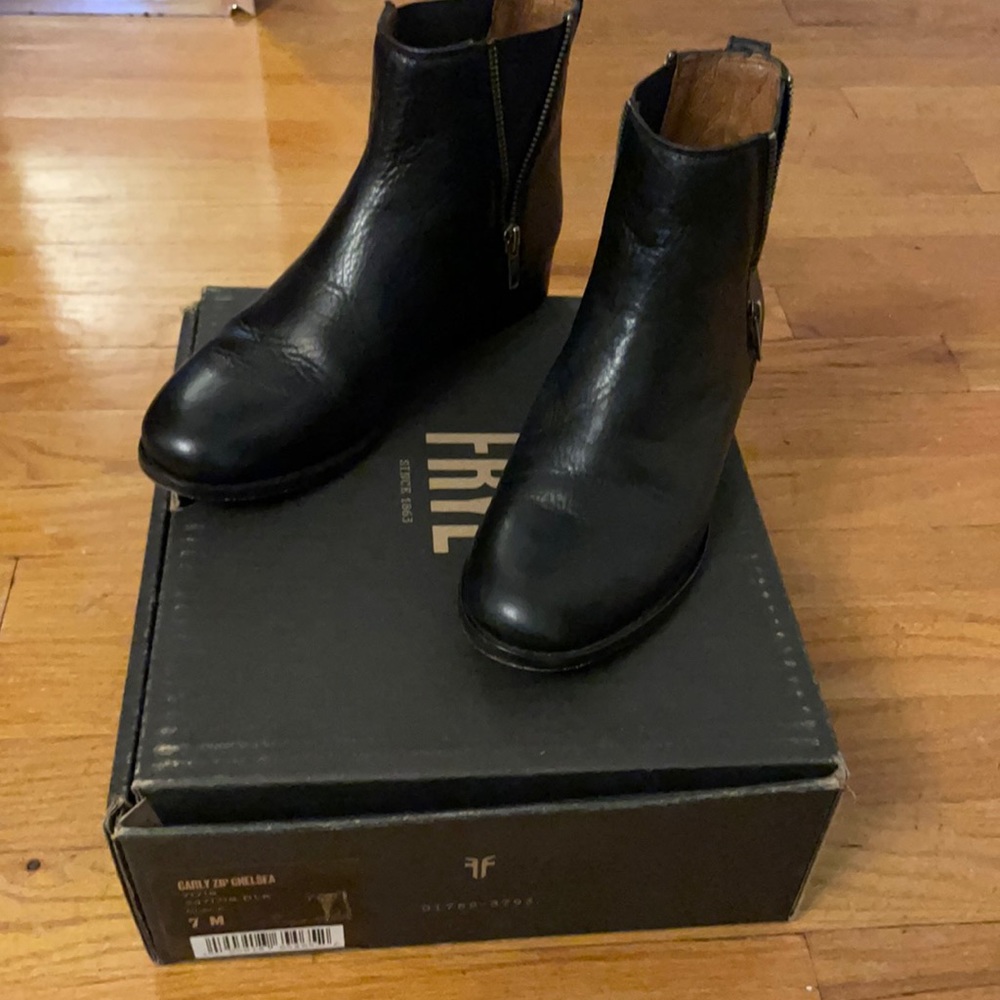 Frye Carly Double Zip Black Ankle Booties